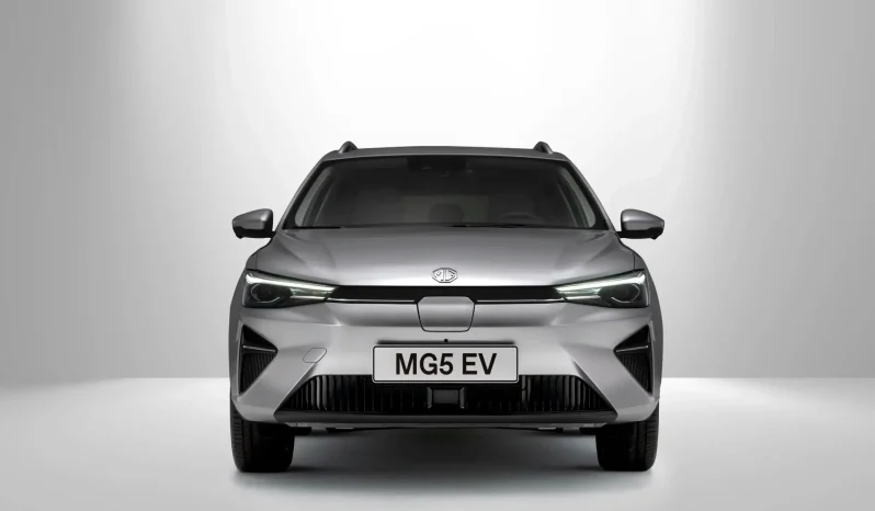 
								MG 5 EV Standard 177 hp Aut FWD full									