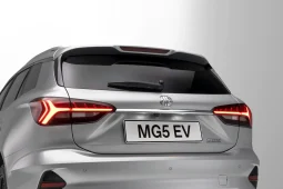 MG 5 EV Standard 177 hp Aut FWD
