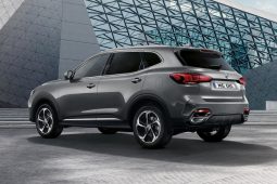 MG EHS Lxury 1.5l T GDI PHEV 258 PS A10 elec FWD